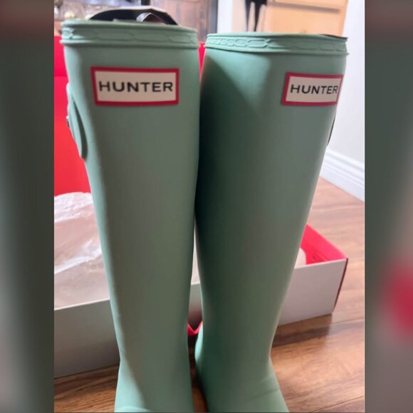 Hunter Original Tour Tall Rainboots *Brand New, Never Worn* - Picture 6 of 7